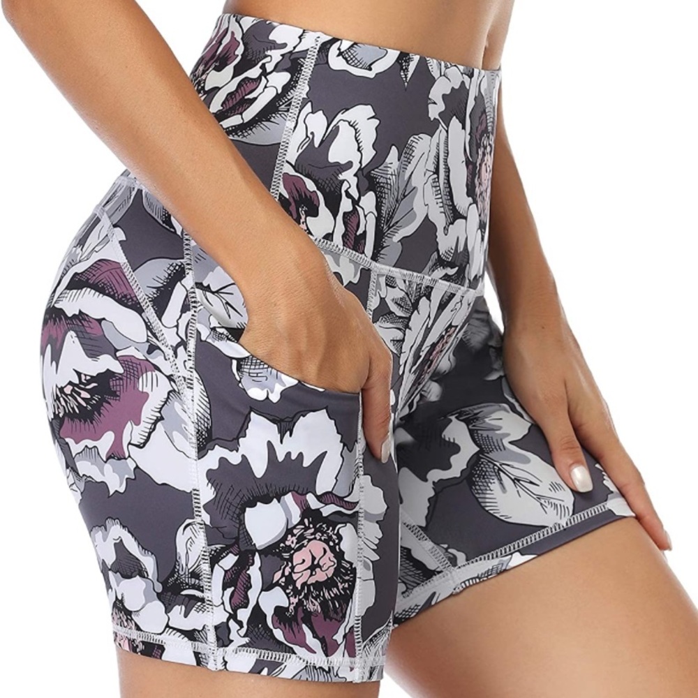 Women's Floral Yoga Short with Pockets